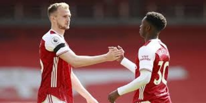 独家报道：压哨加盟的幕后故事- ag尊龙