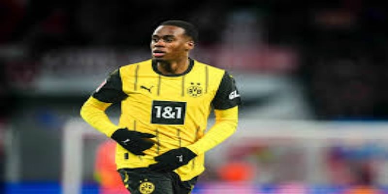 转会拉锯战：蓝军果断出手  -ag尊龙