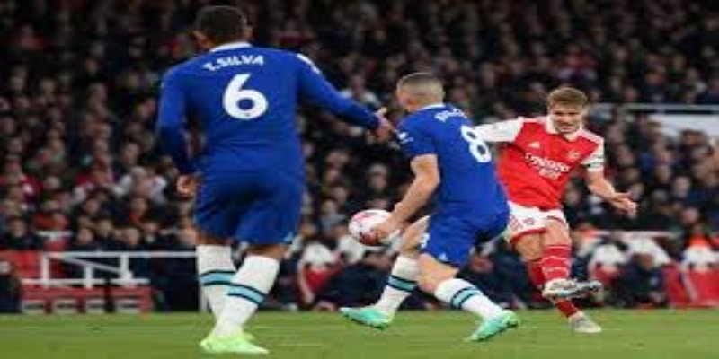 瓜迪奥拉的战术智慧-ag尊龙深度点评—ag尊龙