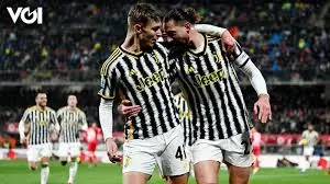 尤文图斯中场现状与问题梳理